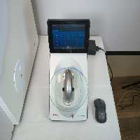 Thermo Scientific NanoDrop One image 0